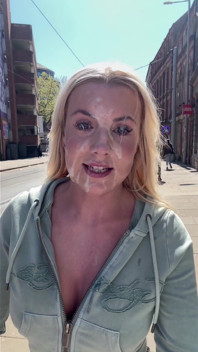 Rubia milf Emily Walters post enorme caminata facial