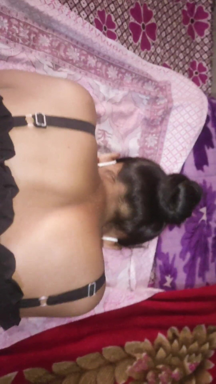 Lovely Dipti: Indian Bhabhi Doggy Style Desi Fucking