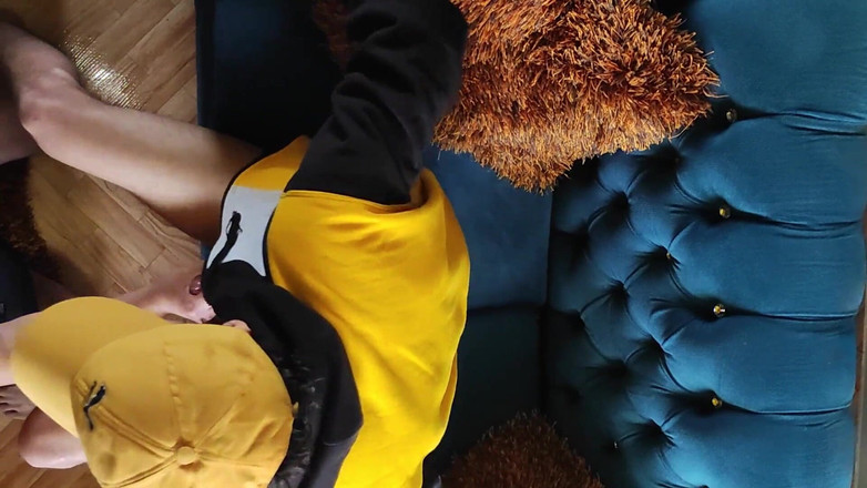 The Substance: 라틴계 이성애 캐스팅 콜의 공중 촬영