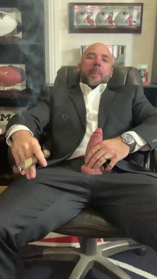 MasculineJason - Jason Collins: Cigar merokok dengan tegar yang mengamuk!