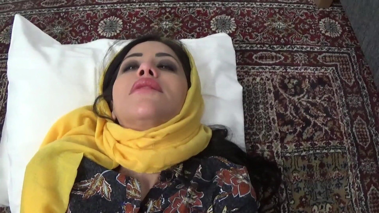 Amateur Homemade Porn: Fucking Horny Stepmom When We Are Alone at Home