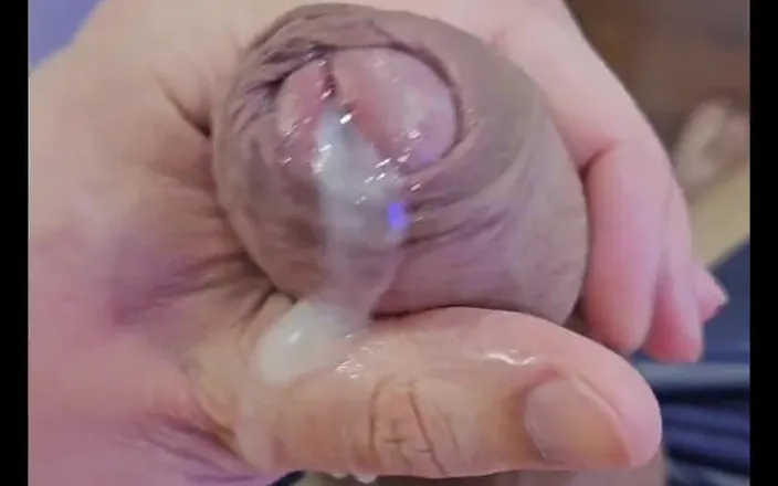 Lkdick8: A Lot More of My Semen - Onlyfans: Nutboyz
