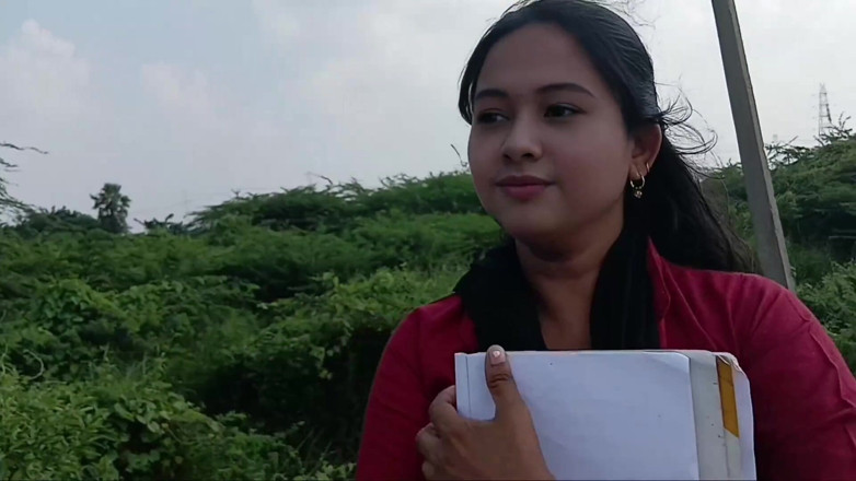 Apple Porn: First Time Desi Beautiful with Stranger From Outdoor
