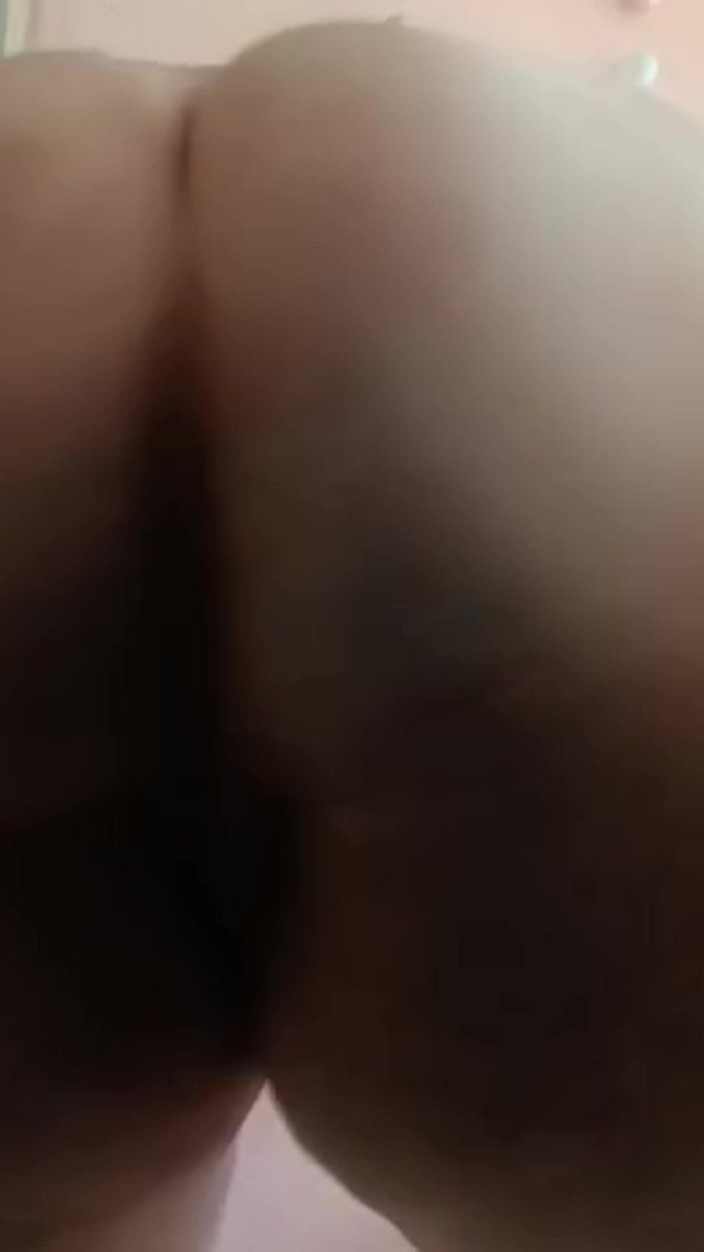 DevilbitchNat: 내 엉덩이를 자세히 살펴보기