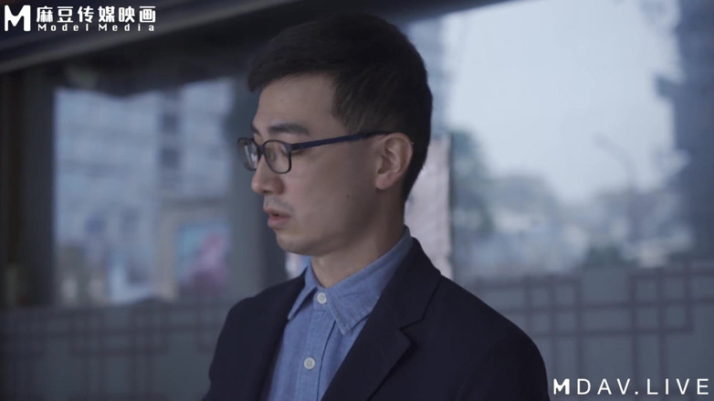 ModelMedia Asia: The Husband Who Has an Ntr Fetish Invited His Wife's...