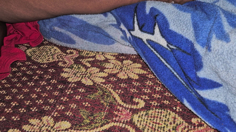 ExcitedWomen: Memek hitam dipijat dengan minyak dan ngentot habis-habisan kakak ipar...