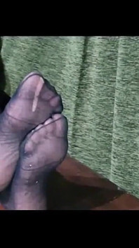 Pies de nylon 10