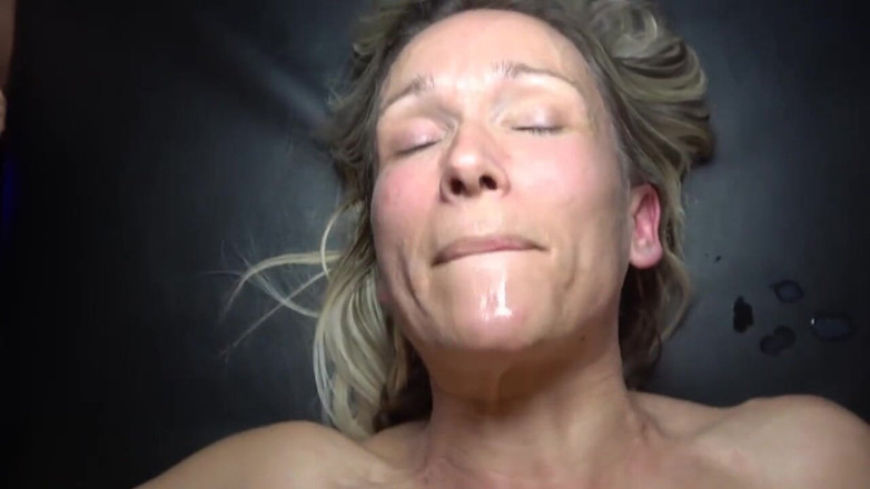 Creampie Clinic: Granny and Granddaughter Anal Creampie Gang Fuck