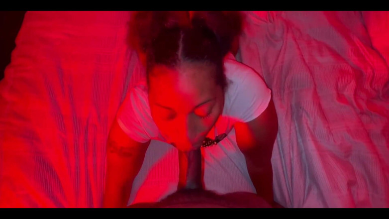 Bigbootybackshotz: 옆집 이웃에 대해 호기심 많은 핫한 두꺼운 흑누나 이웃