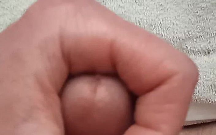 Grim Cocksman: Quick Jackoff with Cum