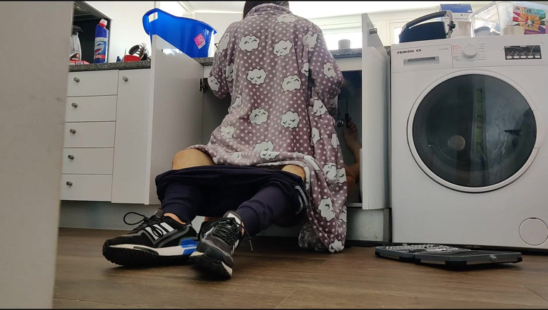 Miss Squirting: Slut wife homemade cuckold with my neighbor
