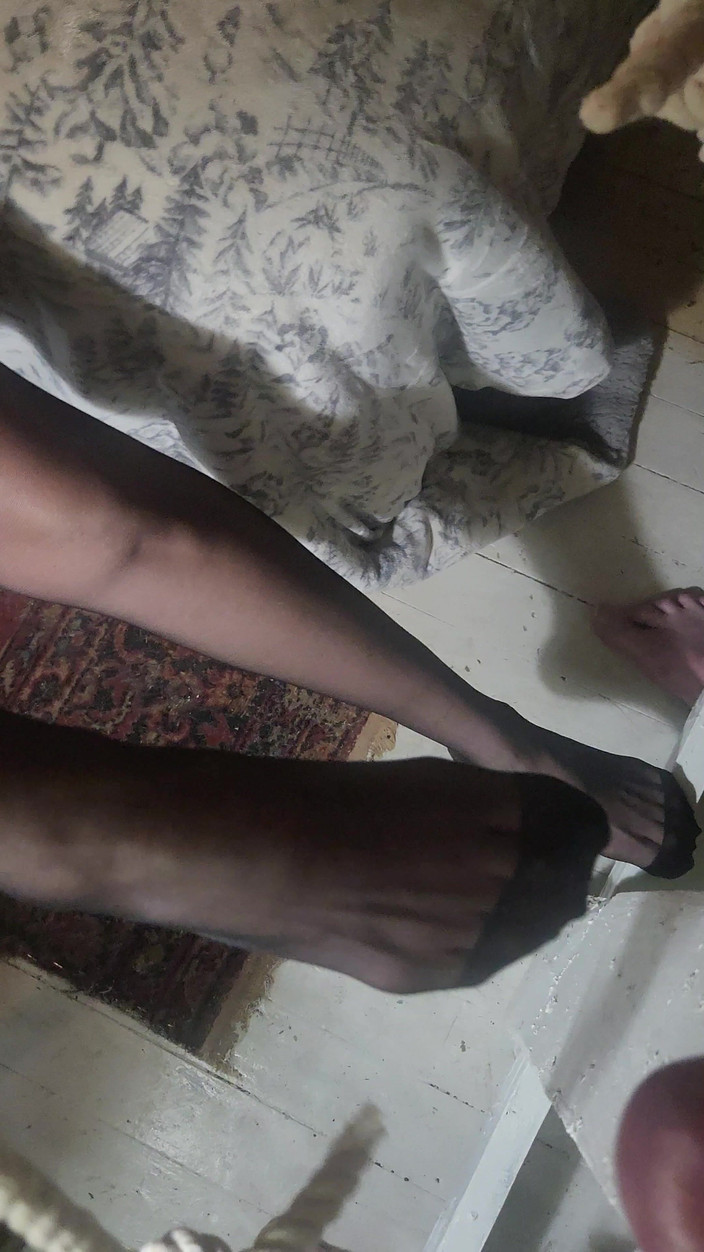 Goode Girl: Fată Bună Cu Crucifix Nesfârșit Cu Distrugere De, Partea 2