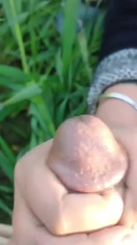 Experiment social XXX: un tip aleatoriu îmi linge pizda în aer liber