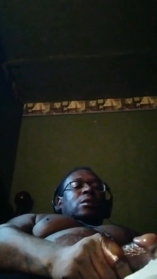 Dewon1981: Bbc solo masturbation with cumshot