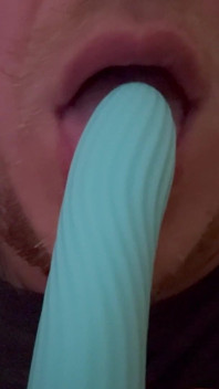 Sání ve zpomalené mo - dildo