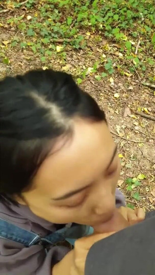 SpicyGum: June Liu – китайський студент, мінет на відкритому повітрі, сперма в рот