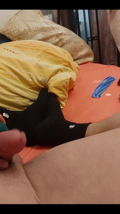 Lovense ile çok fazla azıyorum, o dölü kamerada 3 gün boşalmadan mastürbasyon yaparken tutmak için azgındım