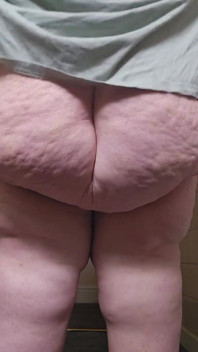 Ssbbw dev sana doğru yürüyor