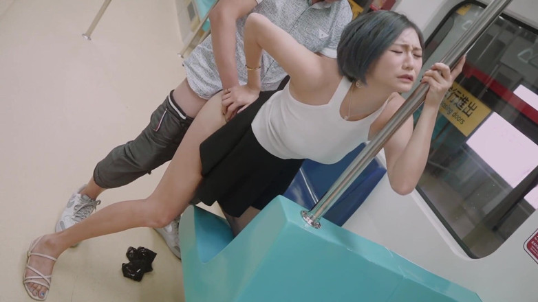 Asian Milfs n Teens: Scene with Asian horny babe in subway - Perv Milfs n...