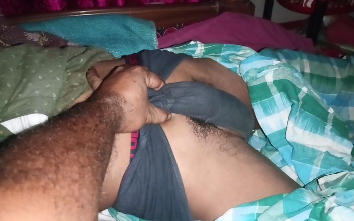 Assam sex king: Massage de la bite à son ami