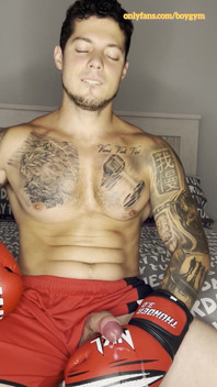 My Big Cock Cums with a Boxer Gloves