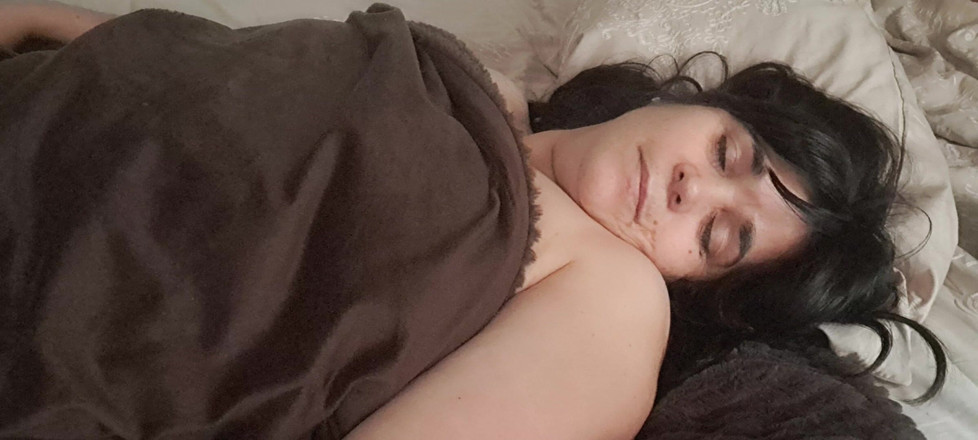 Mommy big hairy pussy: ベッドの継母おはようございます
