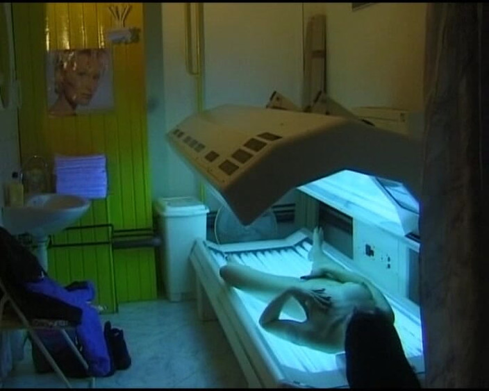 Deutsche Damen: Sesi solo dengan awek Jerman yang sukakan Tan di atas...