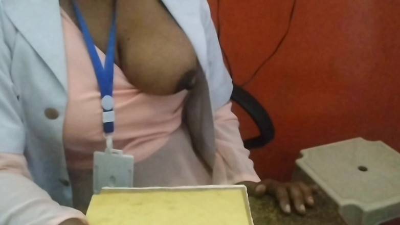 Nirman: Desi stiefmutter-Vorteil