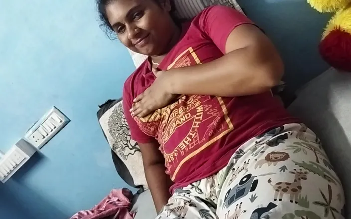 Vaishnavysharunraj: Hand Job with Pennis Kiss and Boobs Show