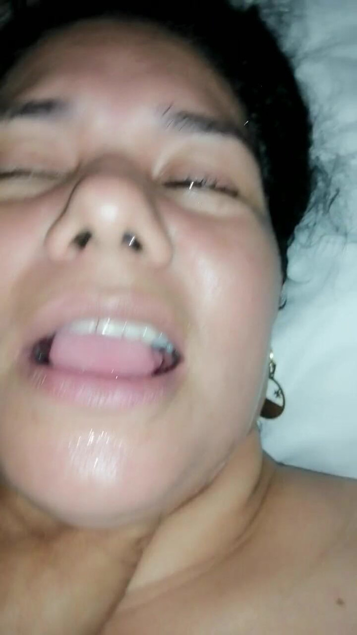 Valkyrieandluigy: 2 Cute Submissive Girlfriend Who Loves Hard Sex in the...