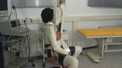Rubber & Clinic Studio - 1ATOYS: Pengalaman melancap dubur dalam lateks