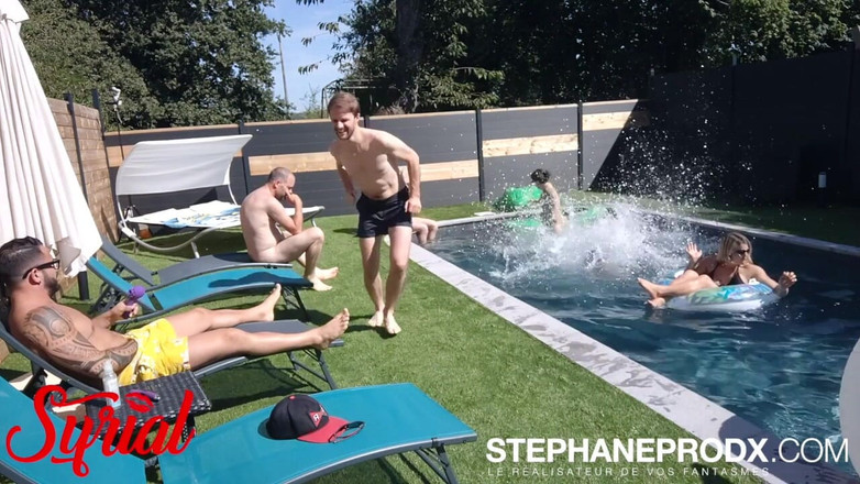 Stephprodx: Petrecere la piscină cu deux cam