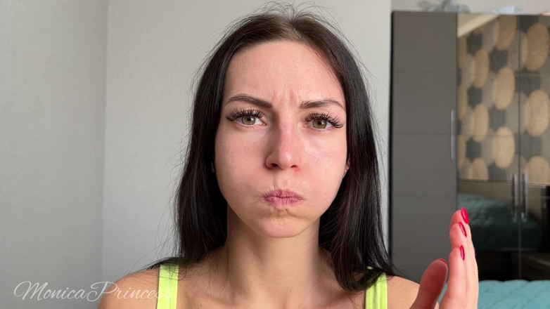 Princess Monica: Opuchnięte policzki popping