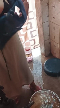 Nude Bath Show Desi Bhabhi