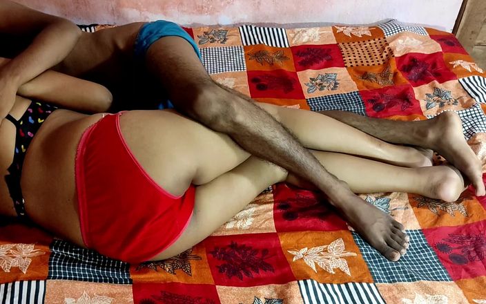 Crazy Indian couple: Soția l-a sunat pe fostul iubit acasă după căsătorie și l-a...