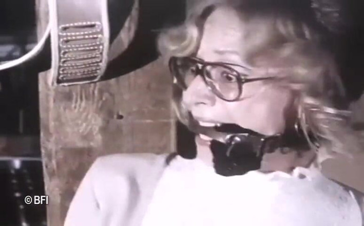Dark room of slave seks: Retro-bondage-erotik von der berühmten Goldmedaille