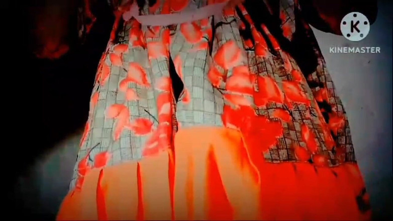 TricolorMusic3: Прекрасна пизда Пінкі у вогні пристрасті, їй потрібен сильний член, який повинен зайти в пизду