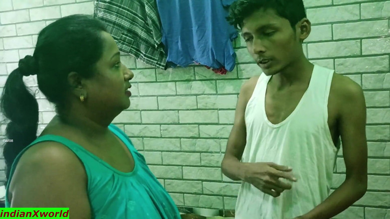 Indian Xshot: Cậu bé tuổi teen Ấn Độ làm tình với bà già nứng...