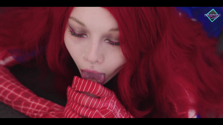 Karneli Bandi: Spinnenfrau und ihre nassen, bedürftigen spinnenlöcher. Thors hammer-sahne