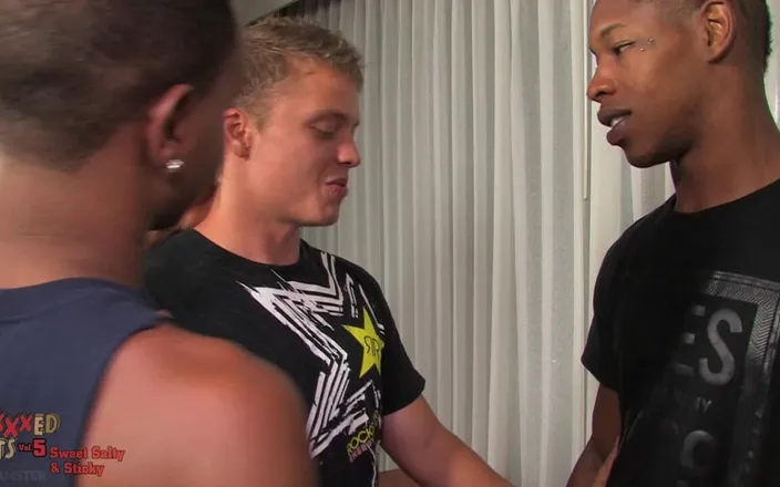 Flava Works Entertainment: Mixxxed Nuts #5 - Sweet Salty and Sticky Scene 4 - Domino Star + Jesse...