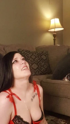 Sarah Blowjob and Facial