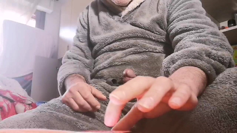 Setesesso7: No tak, prase, pojďme spolu masturbovat tuto studenou únorovou sobotu!