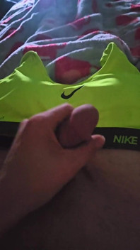 Using My Step Sis Bra to Help Me Cum in Her Green Nike Pro Sports Bra