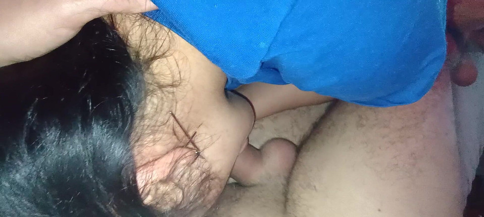 Ionut899: Stiefvader neukt me in de mond, ik kan er niet...