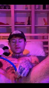 Pumping My Tdick, Come Suck?
