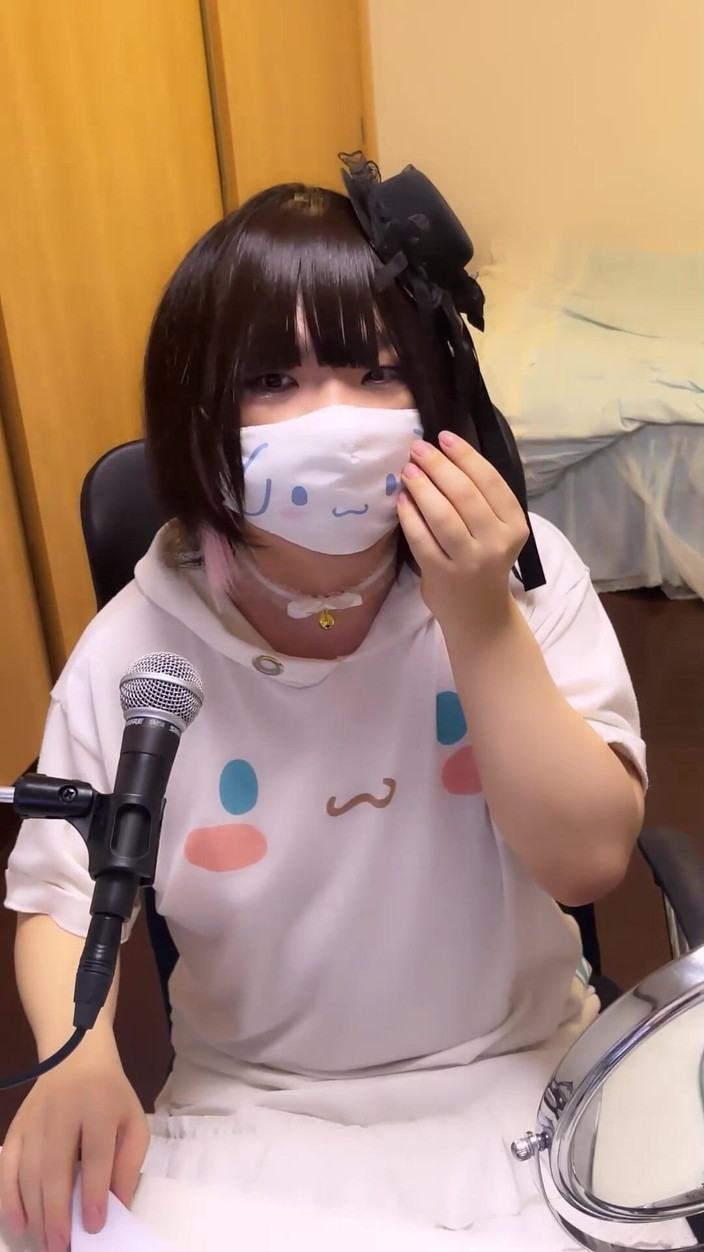 asamin: 電マでオナニー動画