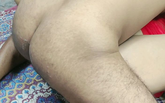 desi bhabhi videos: Sexy indická Deshi Bhabhi Červené spodní prádlo nevlastní sestra nevlastního bratra...