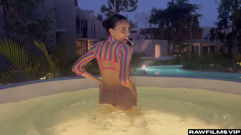 Alex Goes: Wet Latina Teasing Me by the Pool