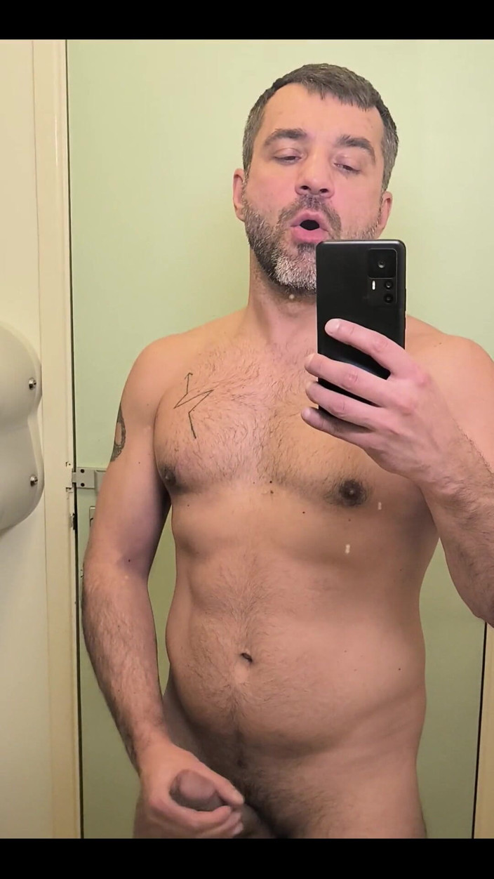 Tj Tantra: Wank w toalecie