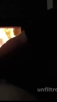 Ateşin devamıyla kalın yarağımı inliyor ve azdırıyor